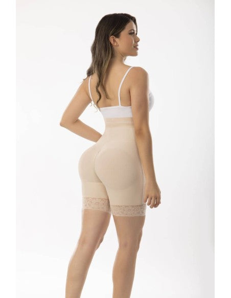 Faja colombiana tipo short – Control fuerte y realce natural